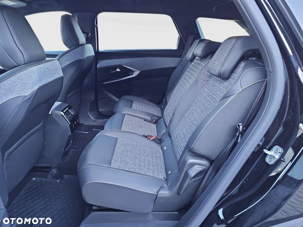 Peugeot 5008 - 22