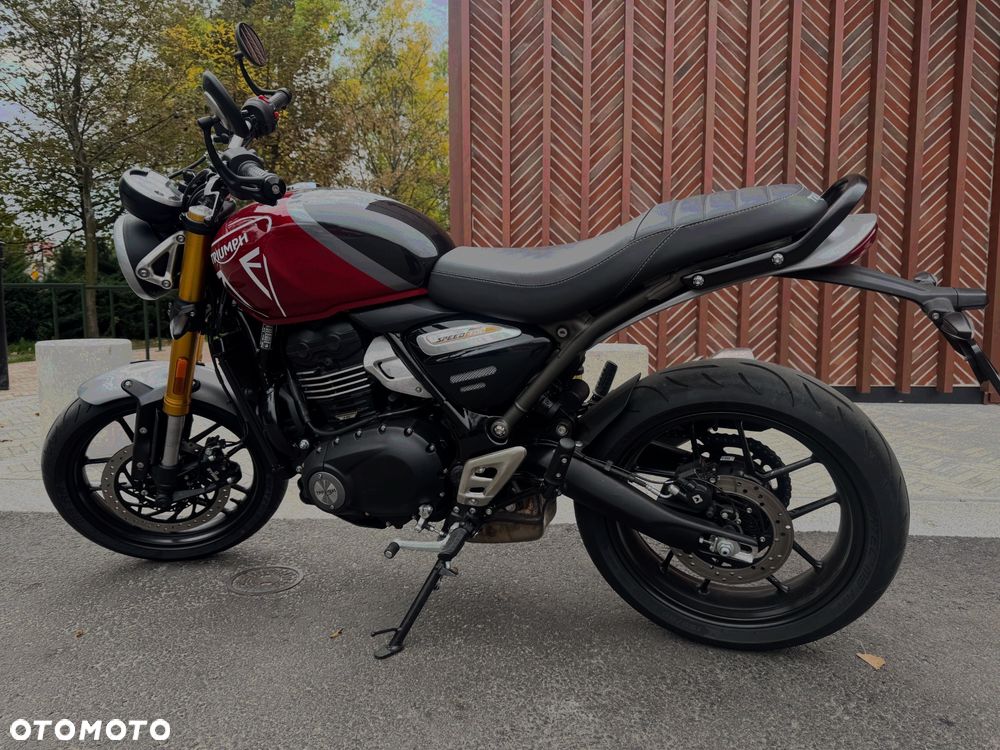 Triumph Inny - 1