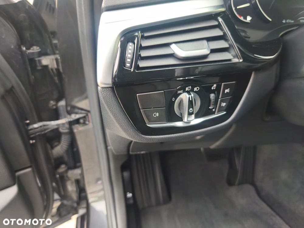 BMW Seria 5 520d Modern Line - 13