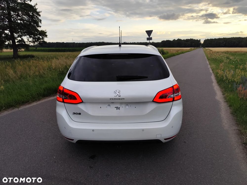Peugeot 308 PureTech 130 GPF EAT8 Stop & Start Tech Edition - 15