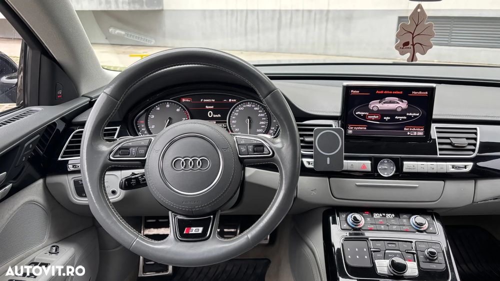 AUDI S8 2017 — imagine 15
