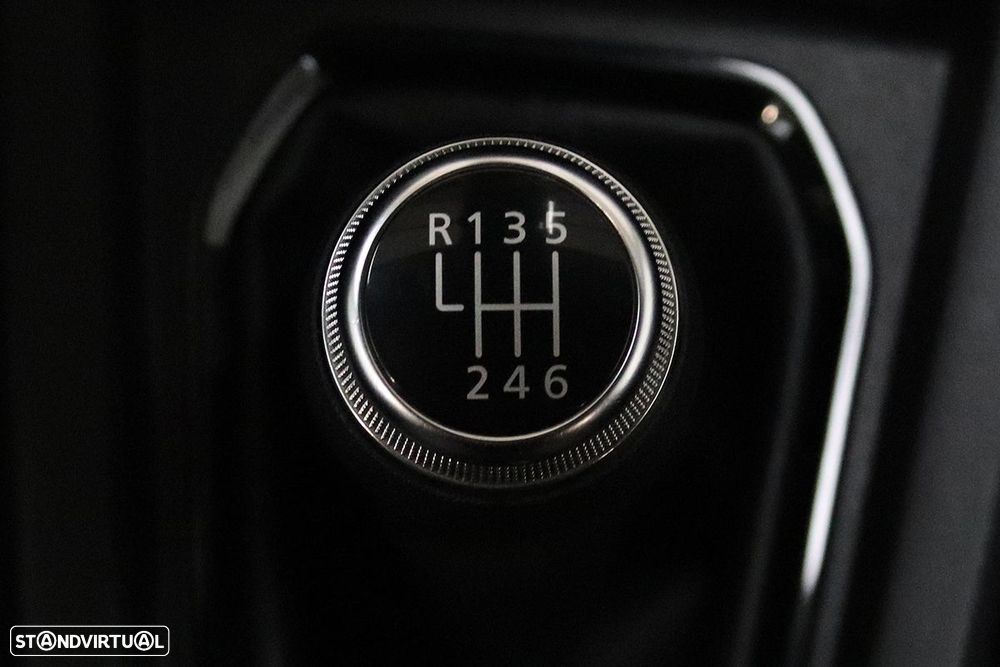 Renault Clio 1.0 TCe Limited Bi-Fuel - 14