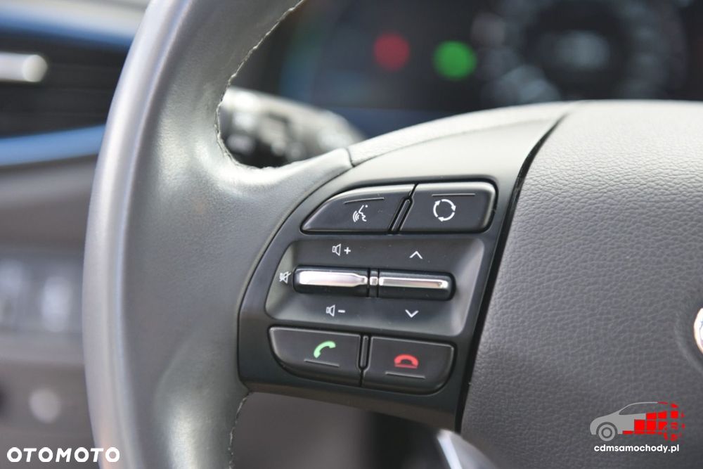 Hyundai IONIQ - 32