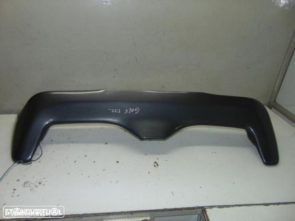 VW Golf III aileron - 1
