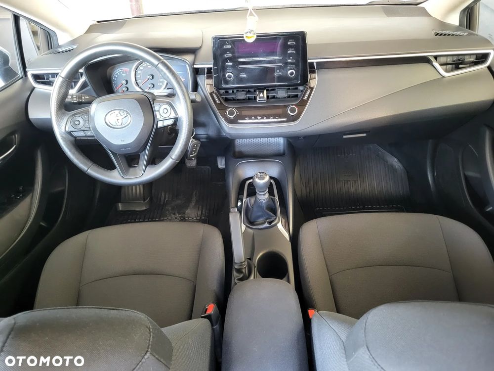Toyota Corolla 1.6 Active - 18