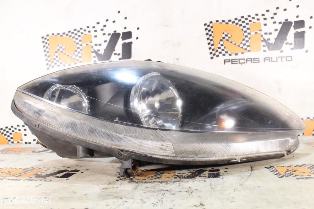 Ótica / Farol Direito Seat Leon (1P1)  5P2941006c / 89315821 / Passage - 7