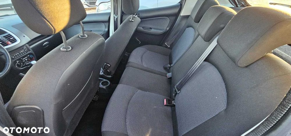 Peugeot 206 plus - 9