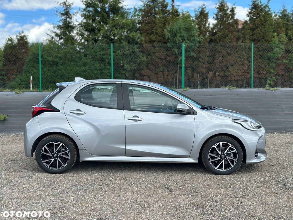 Toyota Yaris - 25