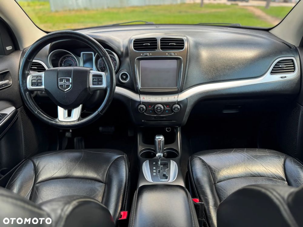 Dodge Journey 2.7 V6 R/T - 29