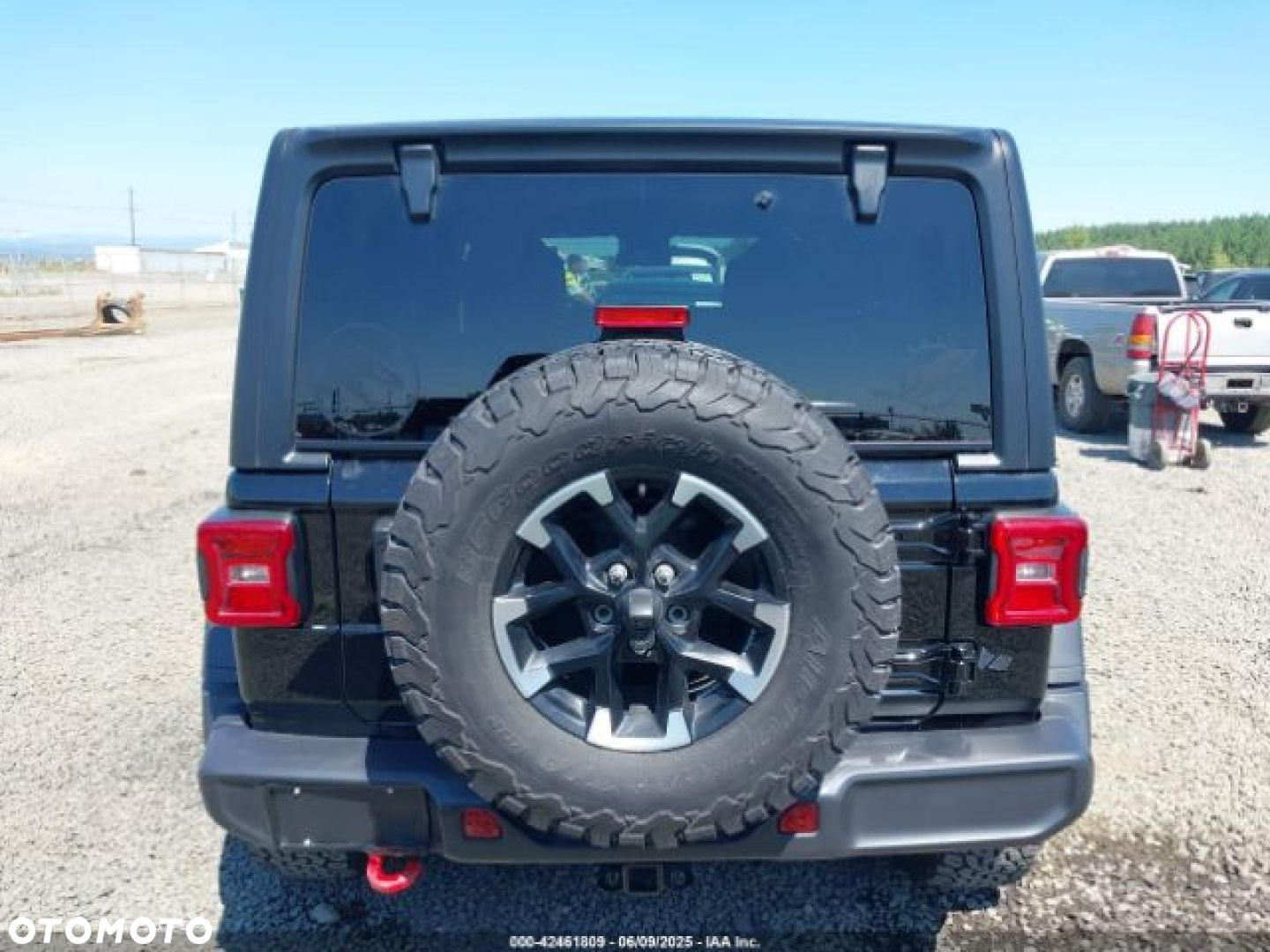 Jeep Wrangler - 11