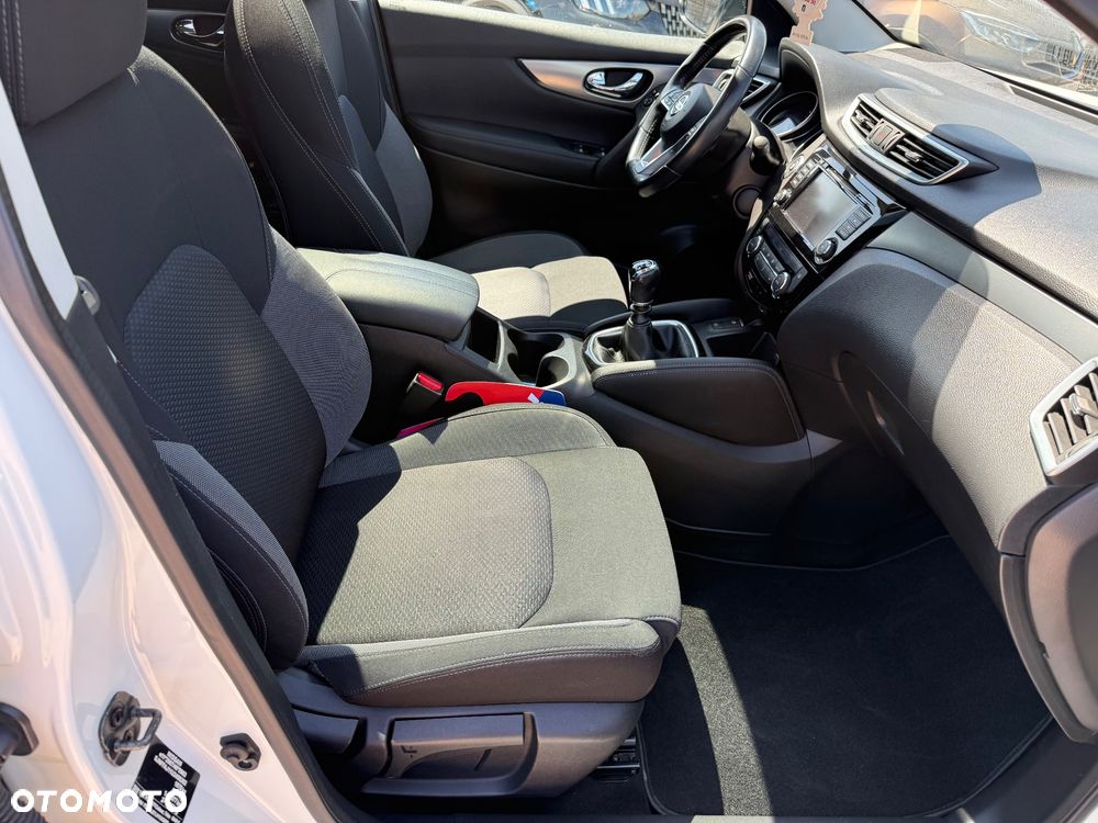 Nissan Qashqai - 12