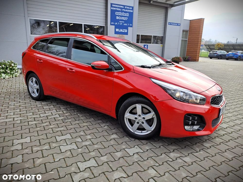 Kia Ceed 1.0 T-GDI GT Line - 25