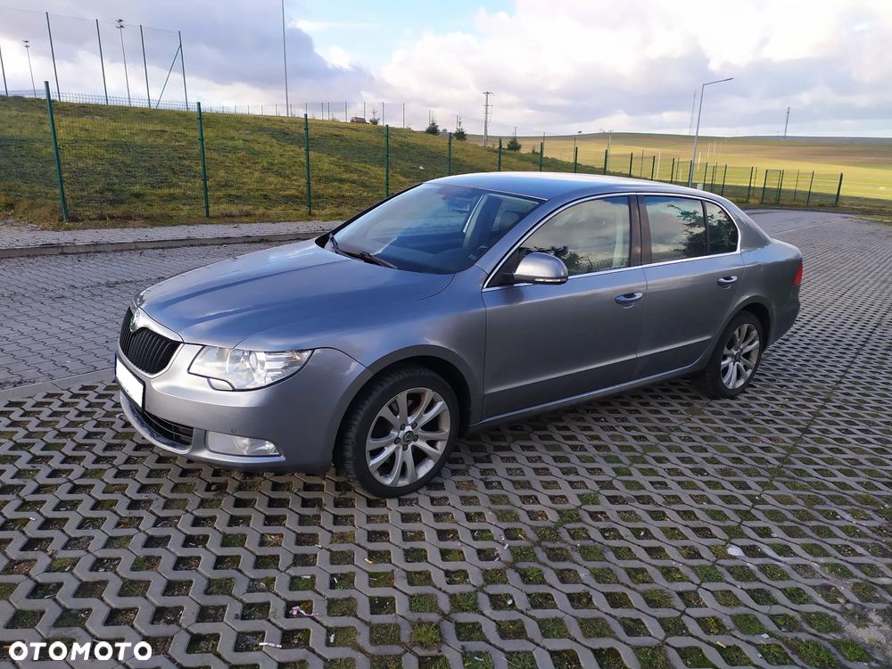 Skoda Superb 2.0 TDI Ambition DSG - 3