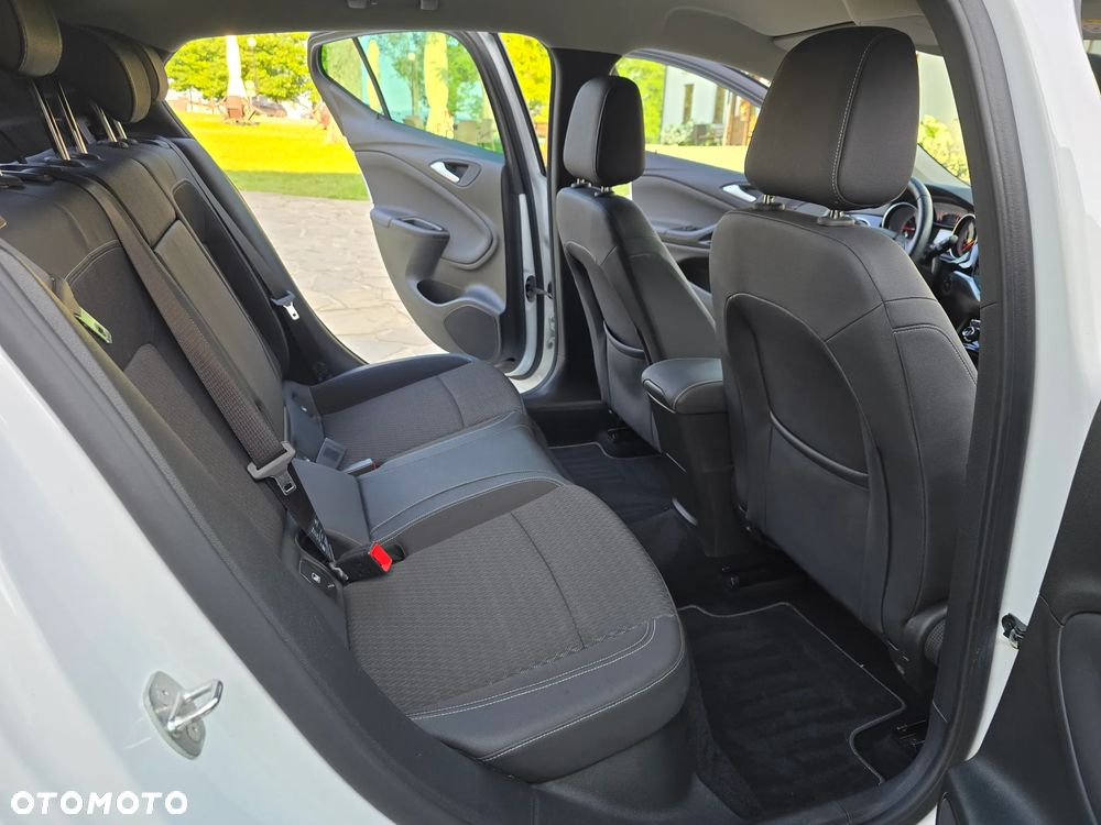 Opel Astra 1.4 Turbo Innovation - 30