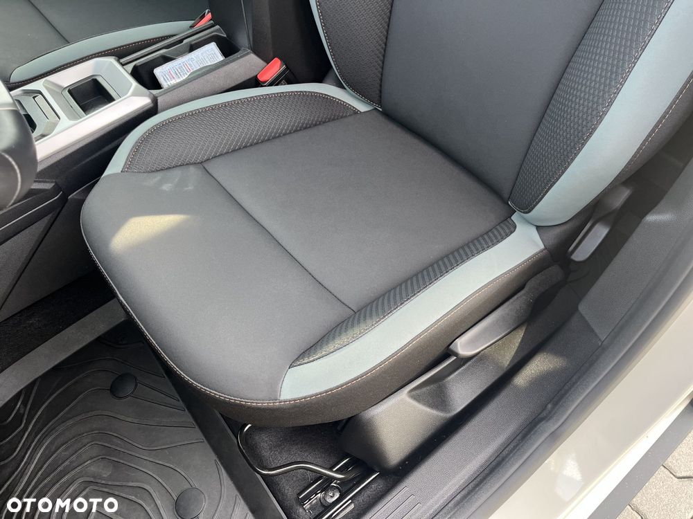 Dacia Duster 1.6 Full Hybrid 140 Extreme MMT - 12