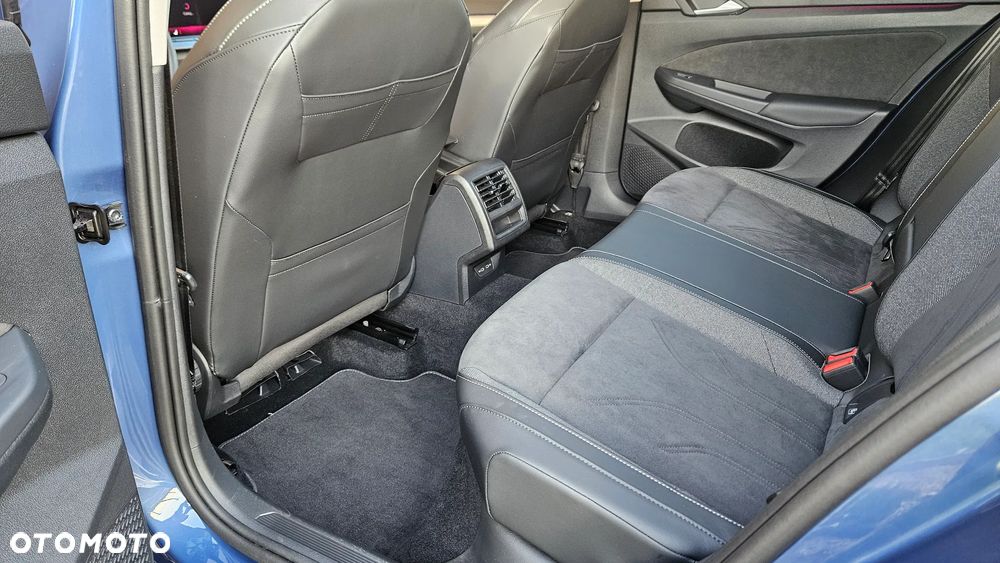 Volkswagen Golf 1.5 TSI Life Plus - 32