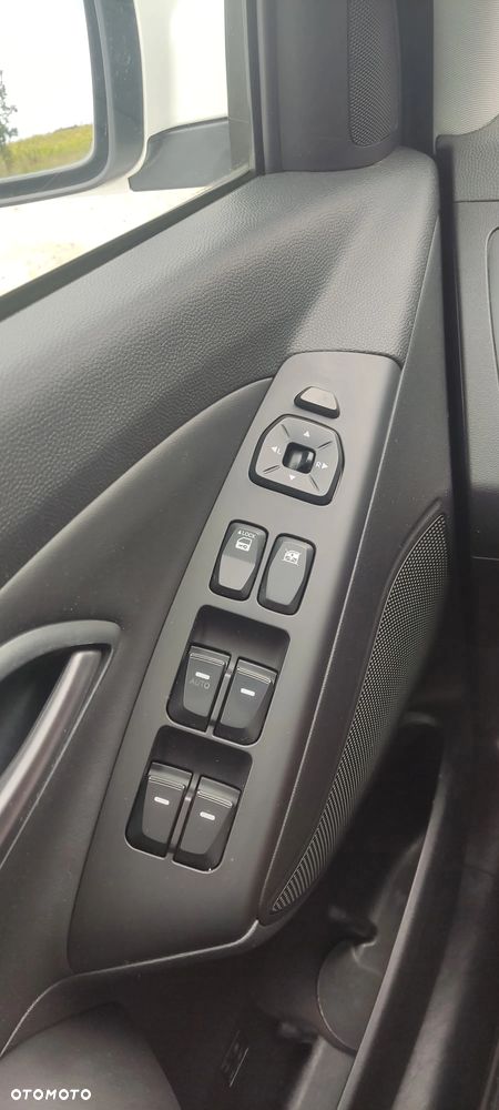 Hyundai ix35 1.6 2WD Style - 19