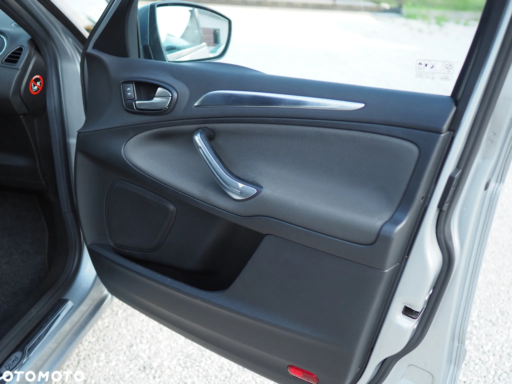 Ford S-Max 2.5 Titanium - 21