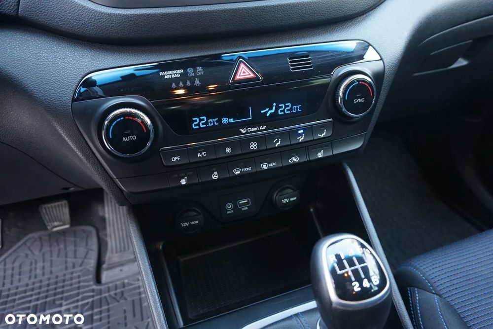 Hyundai Tucson 1.7 CRDI BlueDrive Comfort 2WD - 21