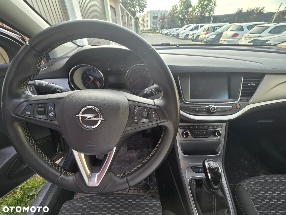 Opel Astra 1.4 T Enjoy - 4