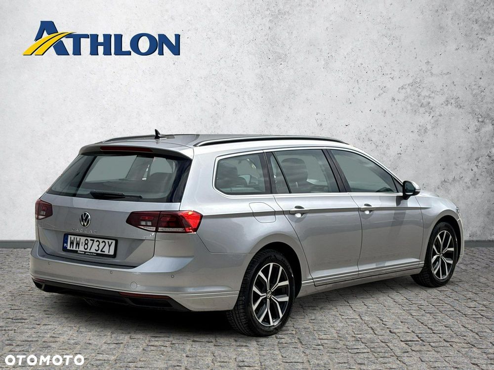 Volkswagen Passat - 5