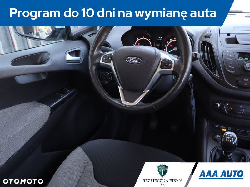 Ford Tourneo Courier - 8