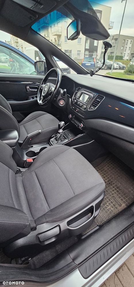 Kia Carens 1.7 CRDi L - 19