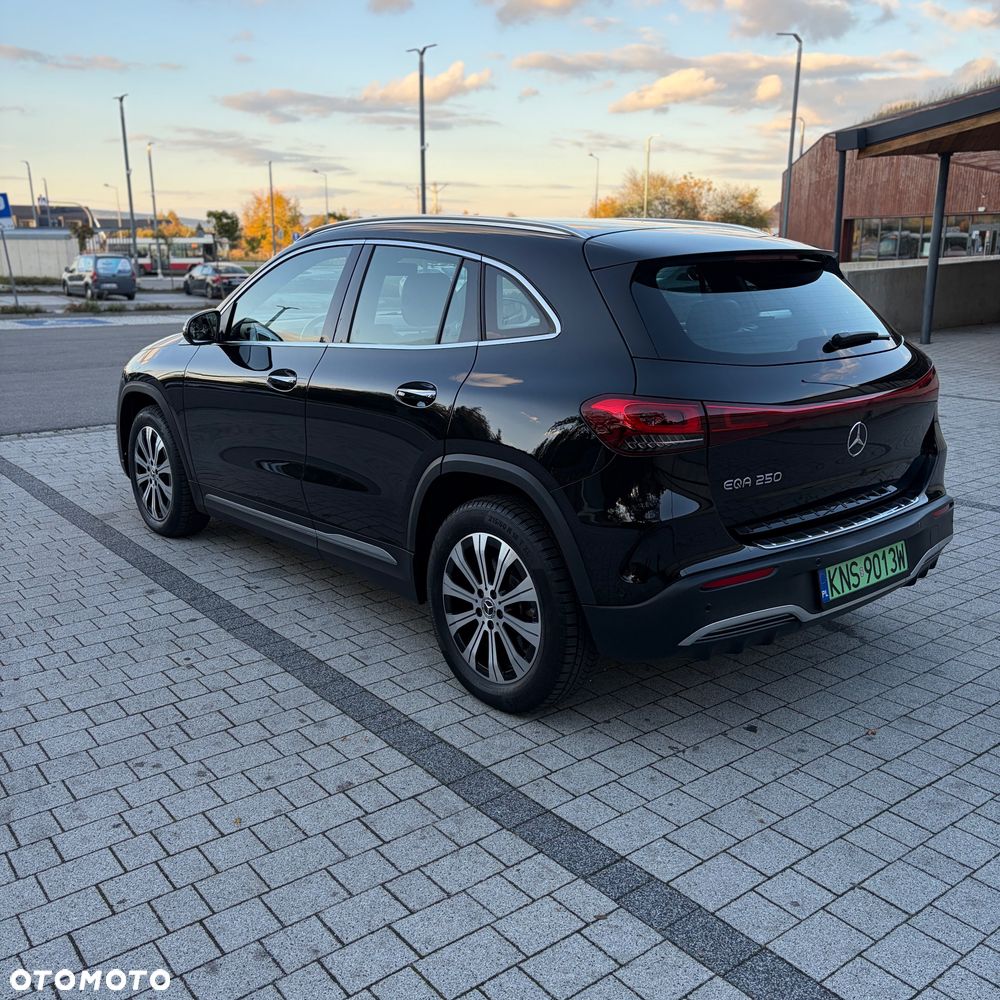 Mercedes-Benz EQA 250 AMG Line - 19