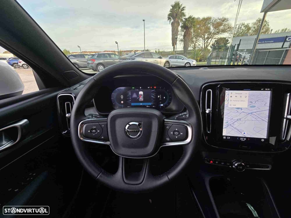 Volvo XC 40 2.0 B3 Core - 9