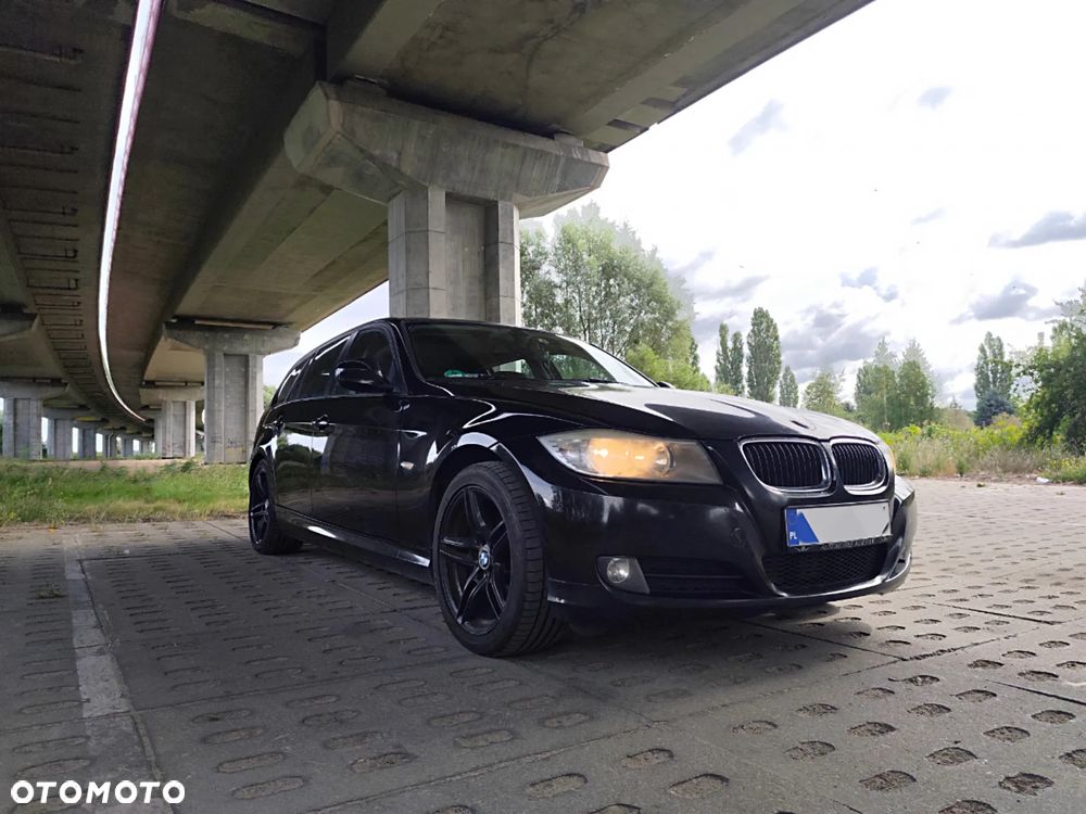 BMW Seria 3 318d - 3