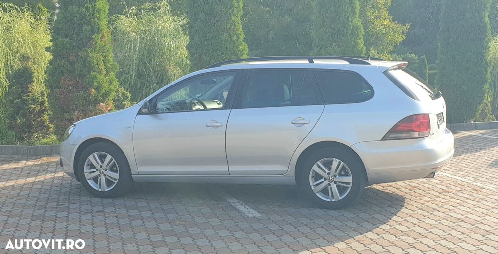Volkswagen Golf 1.6 TDI DPF MATCH - 13