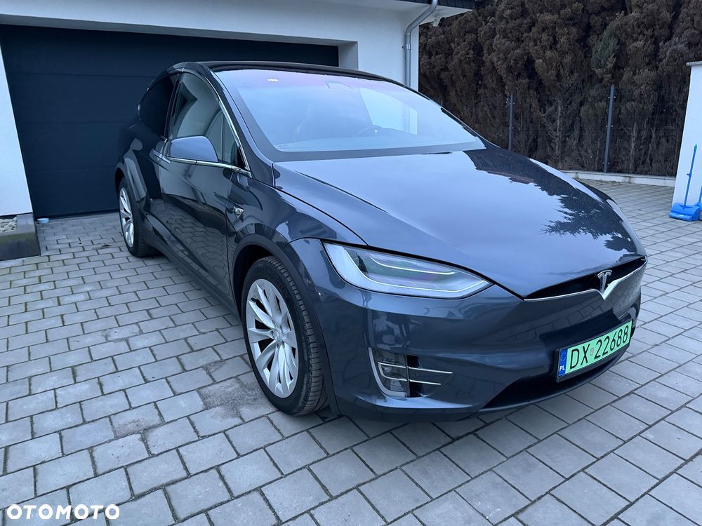 Tesla Model X Long Range Plus - 8