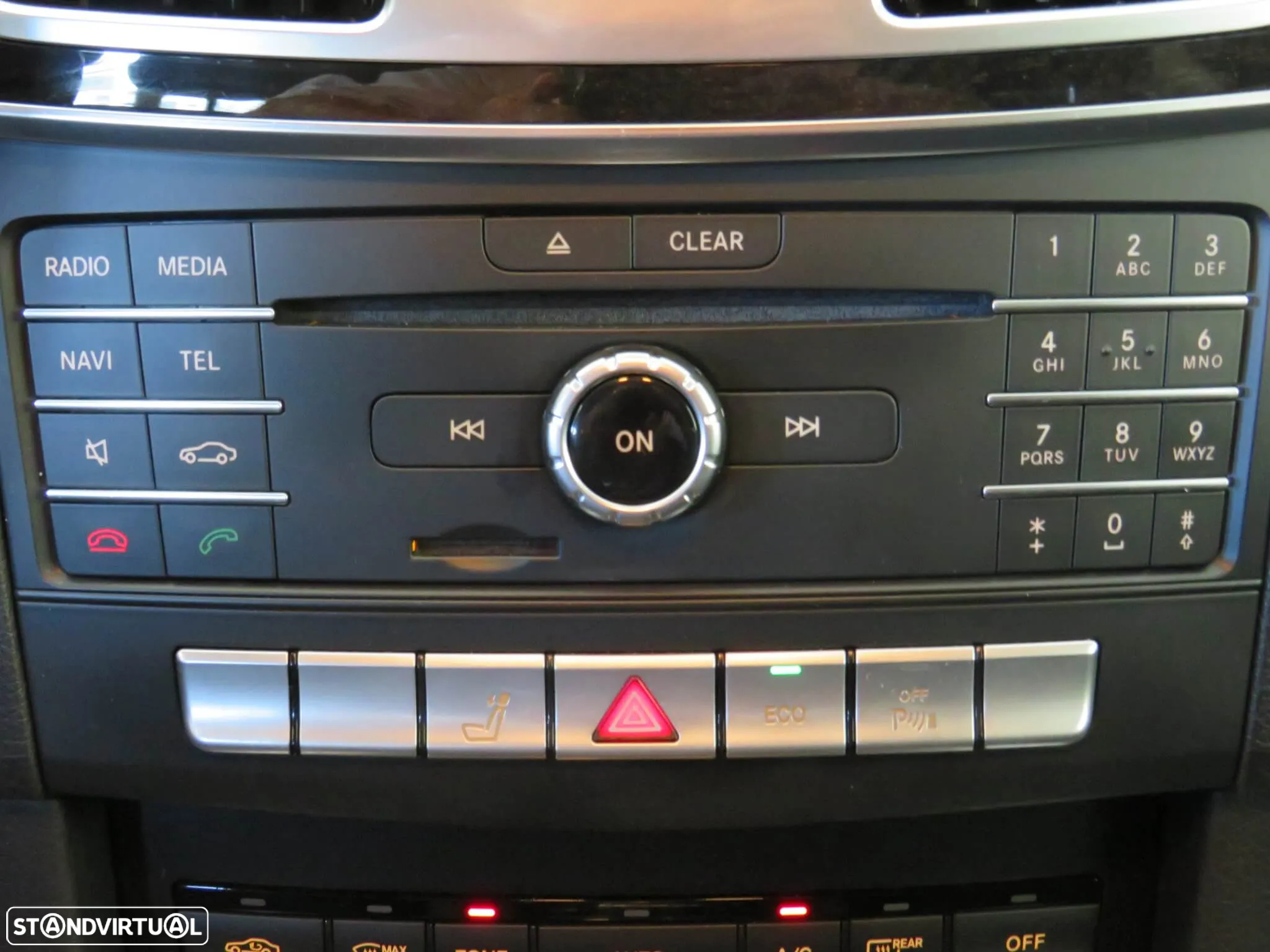 Mercedes-Benz E 250 BlueTEC Avantgarde Auto. - 46