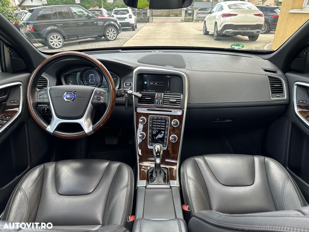 Volvo XC 60 - 8