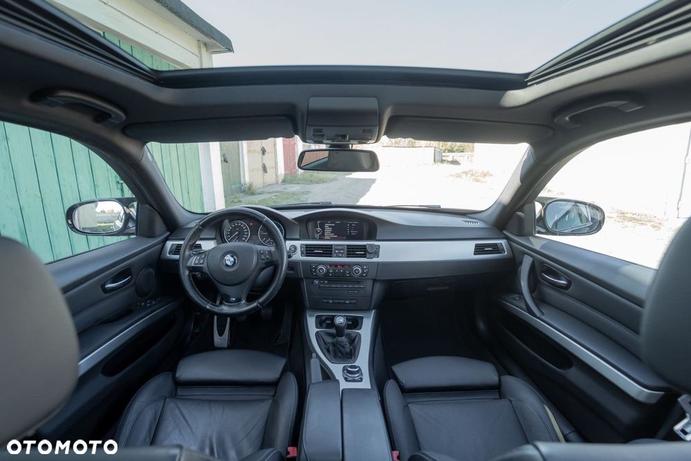 BMW Seria 3 320d - 10