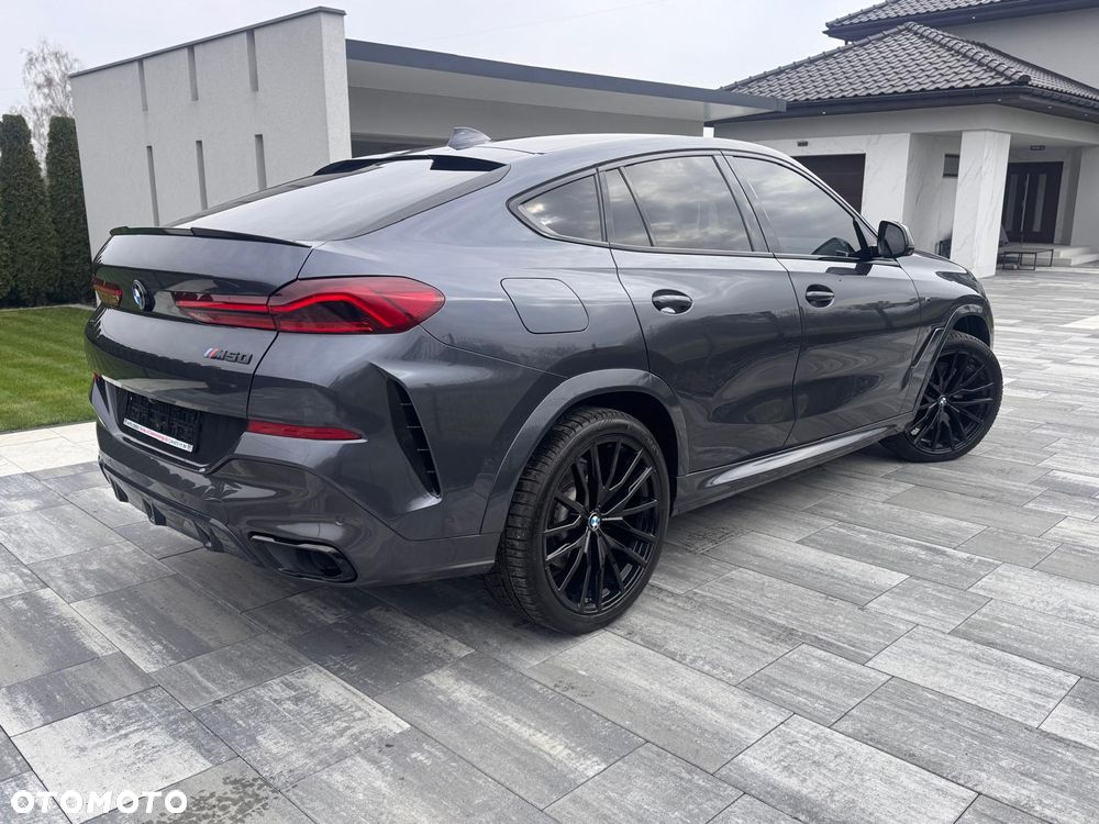 BMW X6M - 12