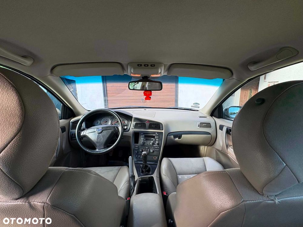 Volvo S60 - 4