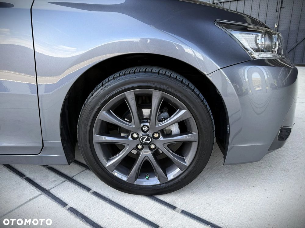 Lexus CT 200h Elegance EU6 - 21
