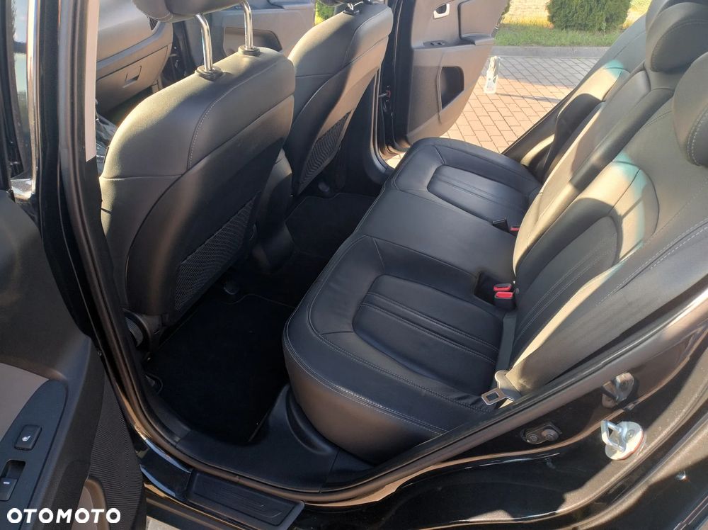 Kia Sportage - 32