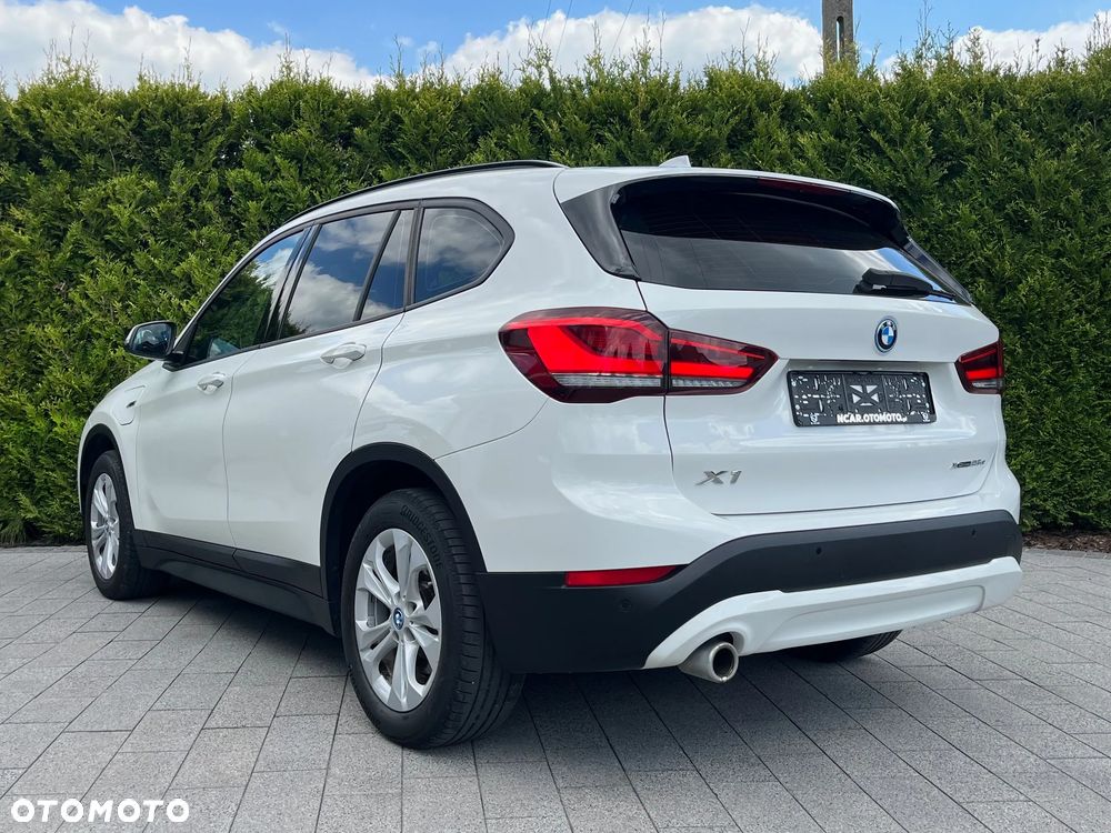 BMW X1 xDrive25e Advantage - 10
