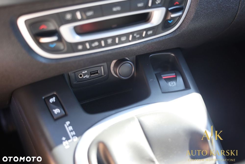 Renault Grand Scenic - 28