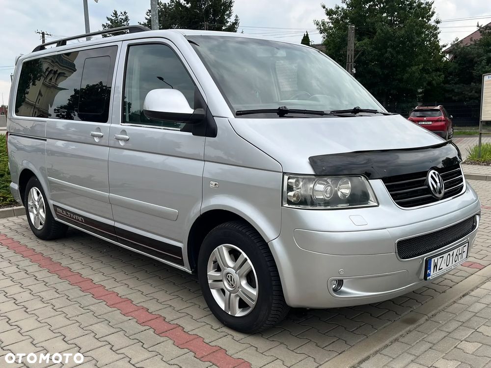 Volkswagen Multivan - 8