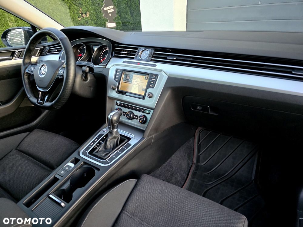 Volkswagen Passat 1.8 TSI BMT Highline DSG - 30
