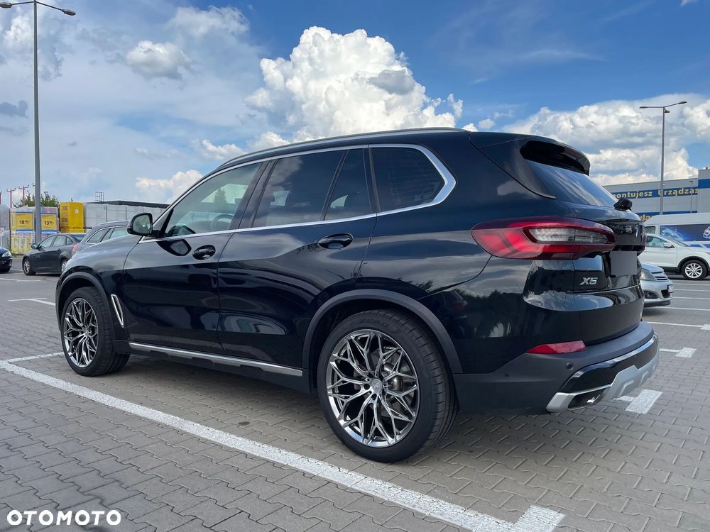 BMW X5 xDrive30d mHEV - 22