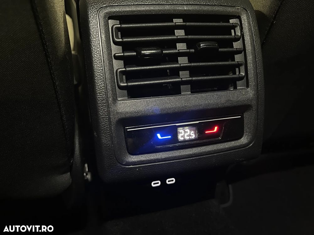 Volkswagen Golf 2.0 TDI DSG Style - 24