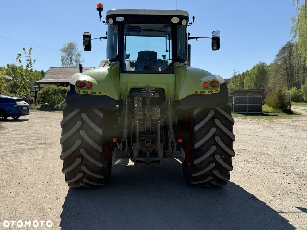 Claas AXION 830 - 17