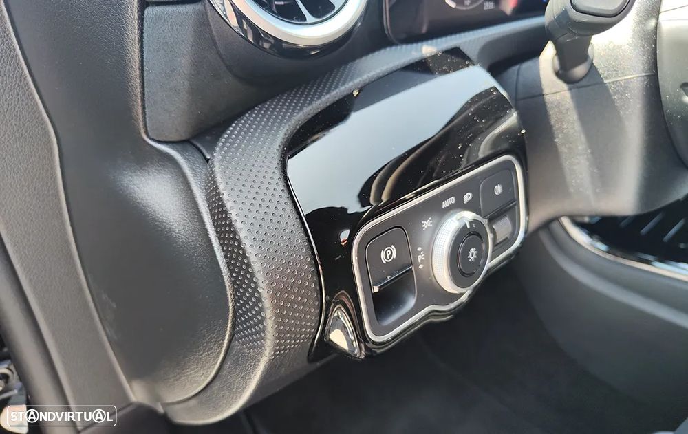 Mercedes-Benz A 180 d - 16