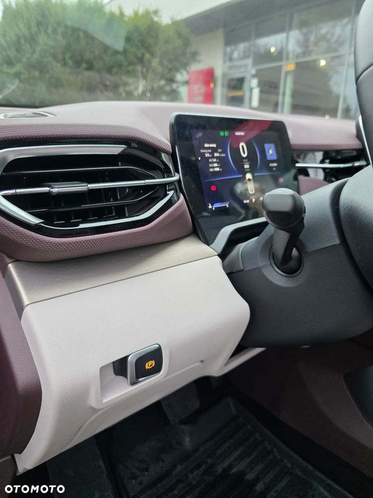 Bestune T90 2.0T Elegance - 24