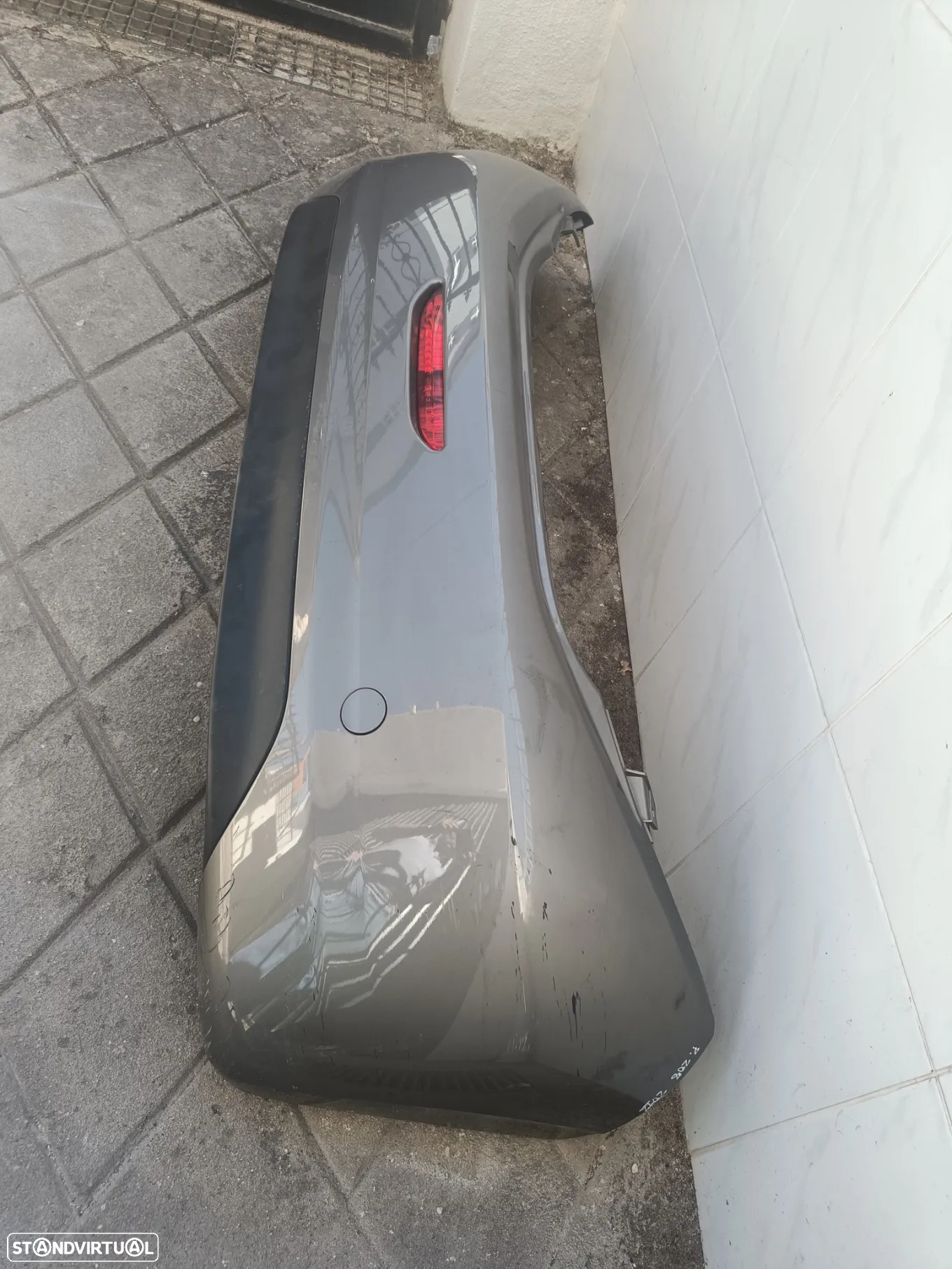 Para choques trás Peugeot 208 2013 - 2