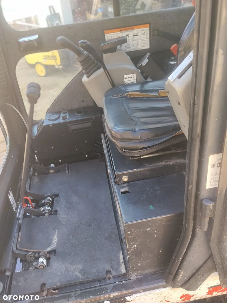 Bobcat mini koparka gąsienicowa bobcat 2007. 2300 mot. - 3